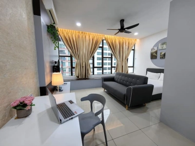 Studio Apartment at Austin Regency