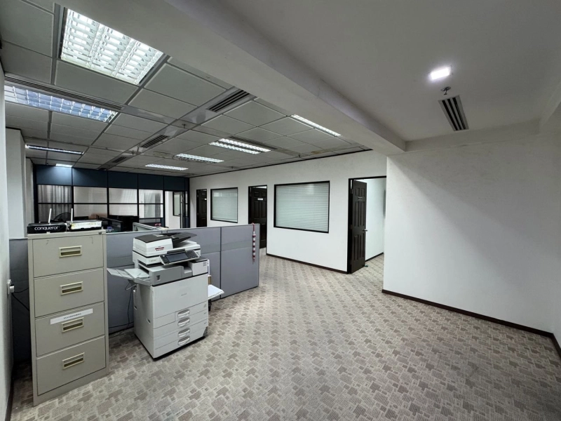 Menara Keck Seng @ Bukit Bintang, KL-Fully Fitted Office-Ready unit