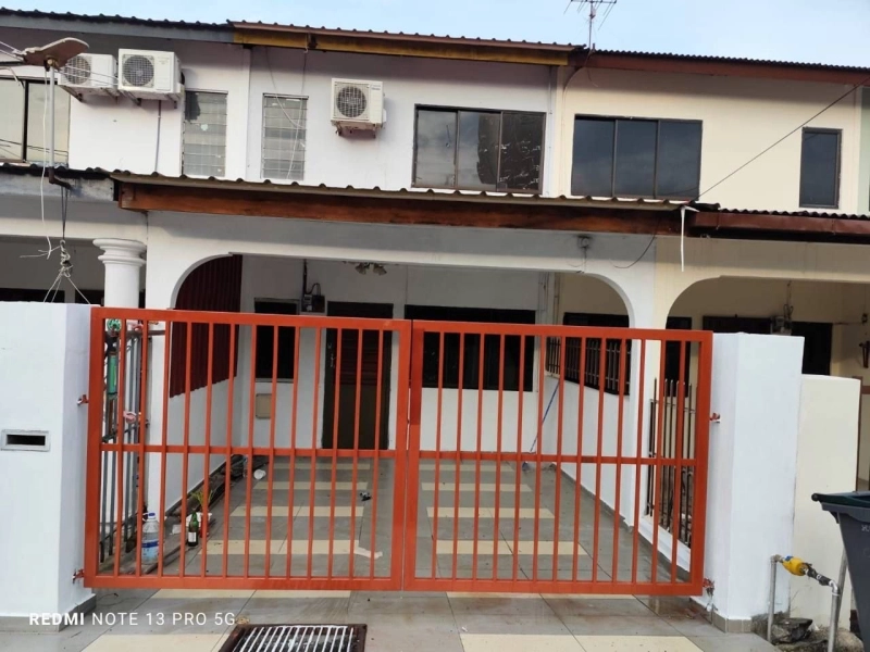 FOR RENT: Double Storey Terrace @ Taman Damai Jaya (Nearby Bestmart)