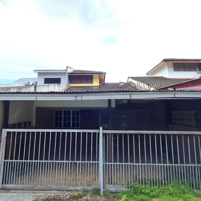 Semenyih Taman Hiew Piow Single Storey House For Sale Freehold Well Kept