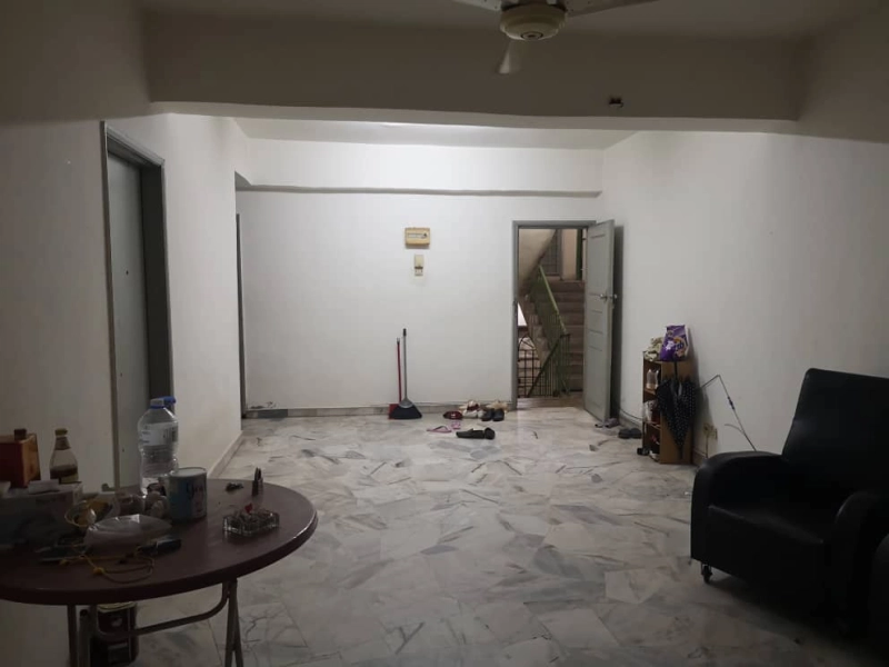 Taman Pusat Kepong Shop Aparment