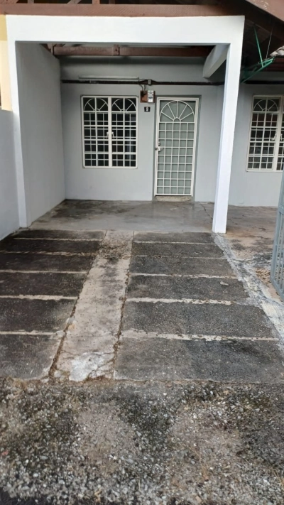 TAMAN BOLTON TERRACE BATU CAVES