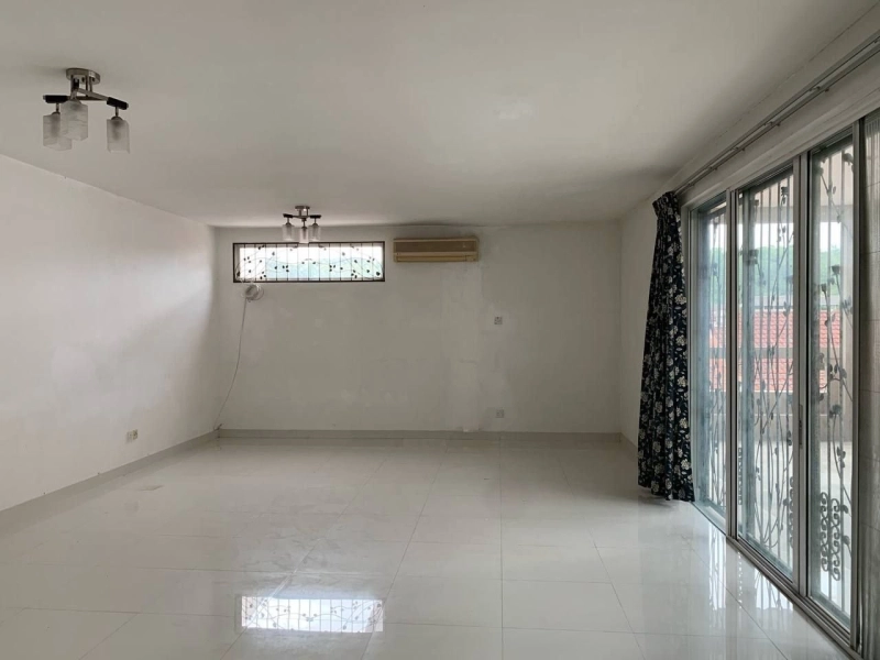 MUTIARA GOMBAK SEMI D