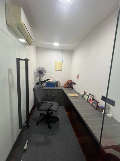 Nusa Idaman 2 Storey Semi D 40x80 Full Renovated For Sale