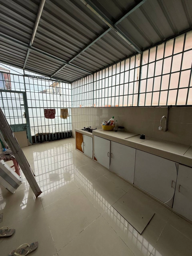 Cash Out Iskandar Puteri Bukit Indah 2Storey Terrance House Endlot 4Rooms 3Baths Unit For Sale