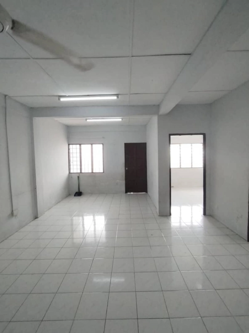 Taman Bunga Negara @ Seksyen 27 , Shah Alam - Block 26 8th floor - Ready 15/3