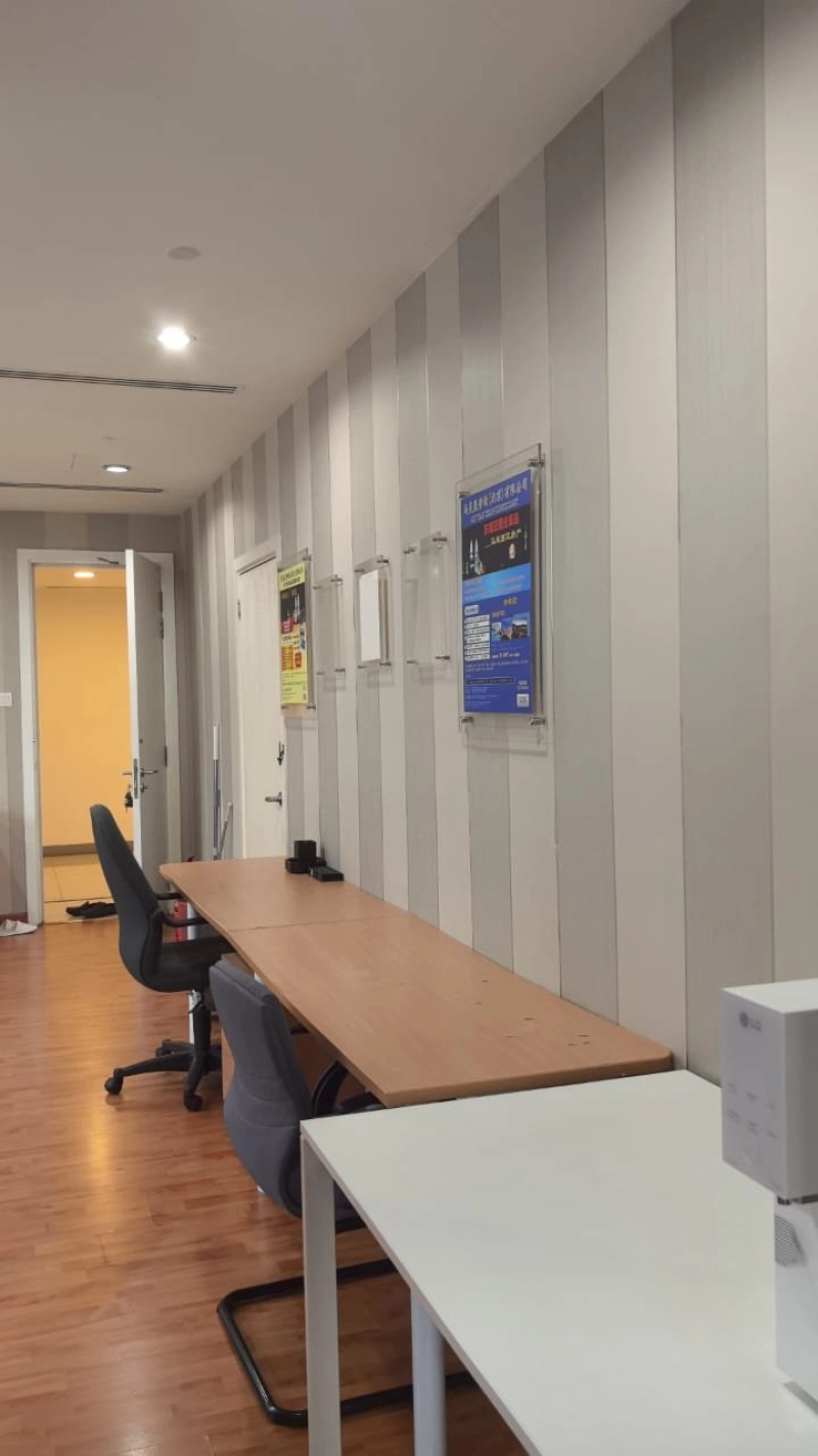 Binjai 8 @ KLCC - Fully Furnished Office, level 8 pool view, Ready unit, Open for Reservation Now