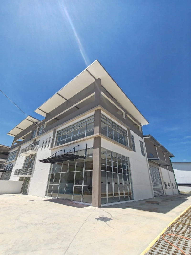 Kajang Semi-D Factory Warehouse for sales