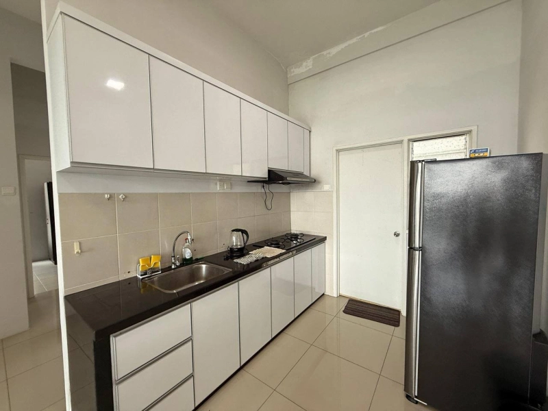 The Peak Tanjong Tokong 1100sf Furnished & Renovated 2 Car Park