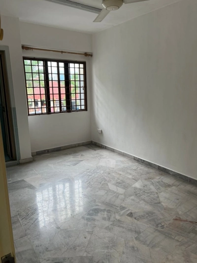 Desa Alpha  Townhouse @jalan Kangsar, off Jalan Ipoh