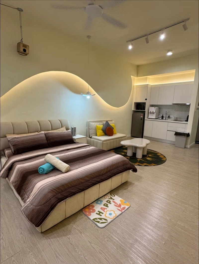 Chamber Luxury Suites  KLCC 1 Sitting 1 bedroom with bathroom 🚽 smart home 🏠 very comfortable 5 star ⭐️ review