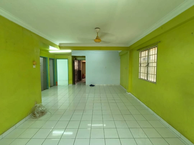 AMAN TIGA APARTMENT Kepong, Actual, Partially Furnished, Move In Ready
