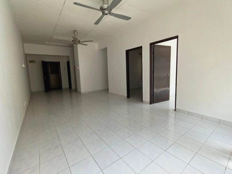 Taman Pusat Kepong Shop Aparment - Strata title