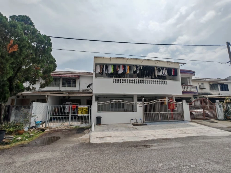 2 storey house - Taman Cempaka @ Ampang - Sale below bank value Rm70k