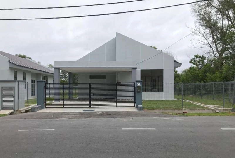 MAHKOTA HILLS LENGGENG BUNGALOW