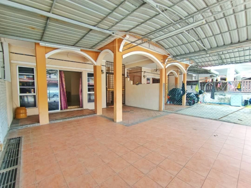 TAMAN WARISAN PUTERI RUMAH 2 TINGKAT FREEHOLD