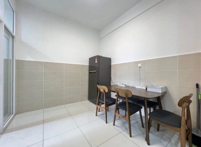 Pavilion Residences (Studio bedroom and private bathroom For rent)