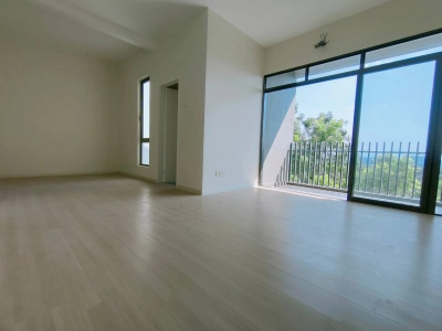 CRESCENT PARK TOWNVILLA BANDAR BUKIT MAHKOTA