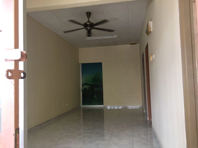 Single storey terrace for rent @ S2 Garden Avenue