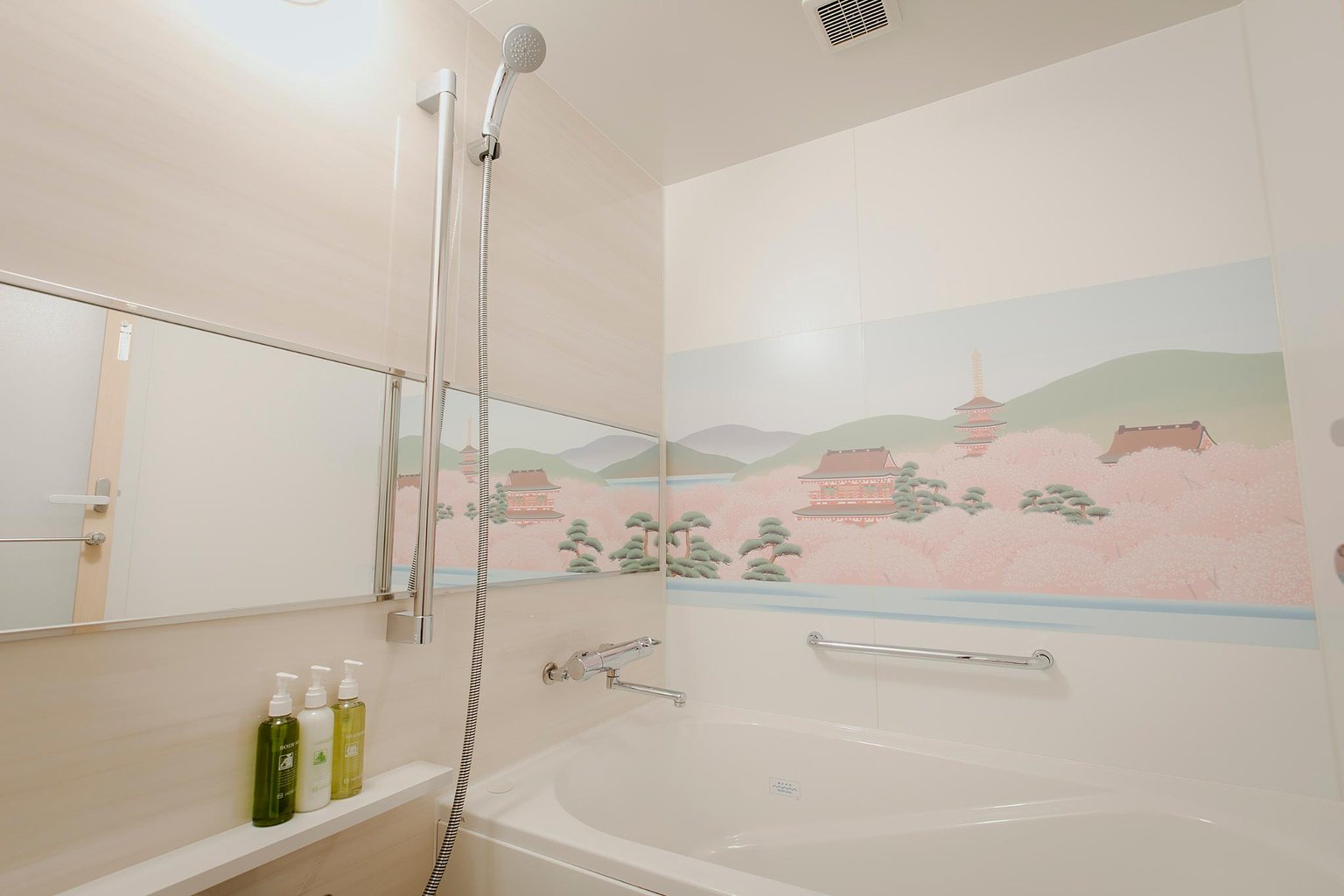 ホテルグレイスリー京都三条》– 宿泊者のリアルな体験談と予約情報｜HafH