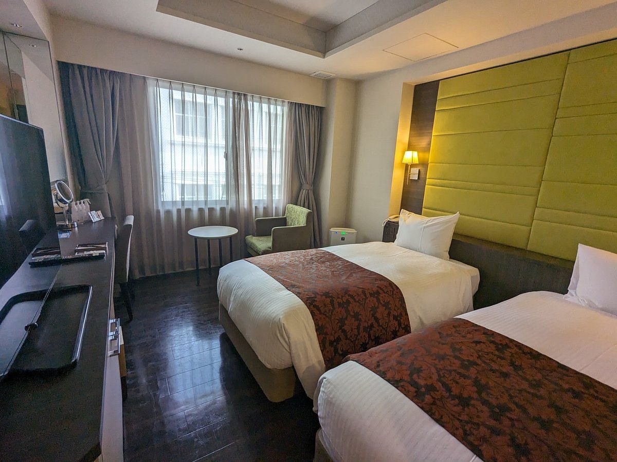 大阪の穴場ホテル！低コインで立地よし、最新設備あり、朝食ビュッフェ無料でコスパ最高！ | ホテルサクラスイート大阪十三 の宿泊記・体験談 - HafH