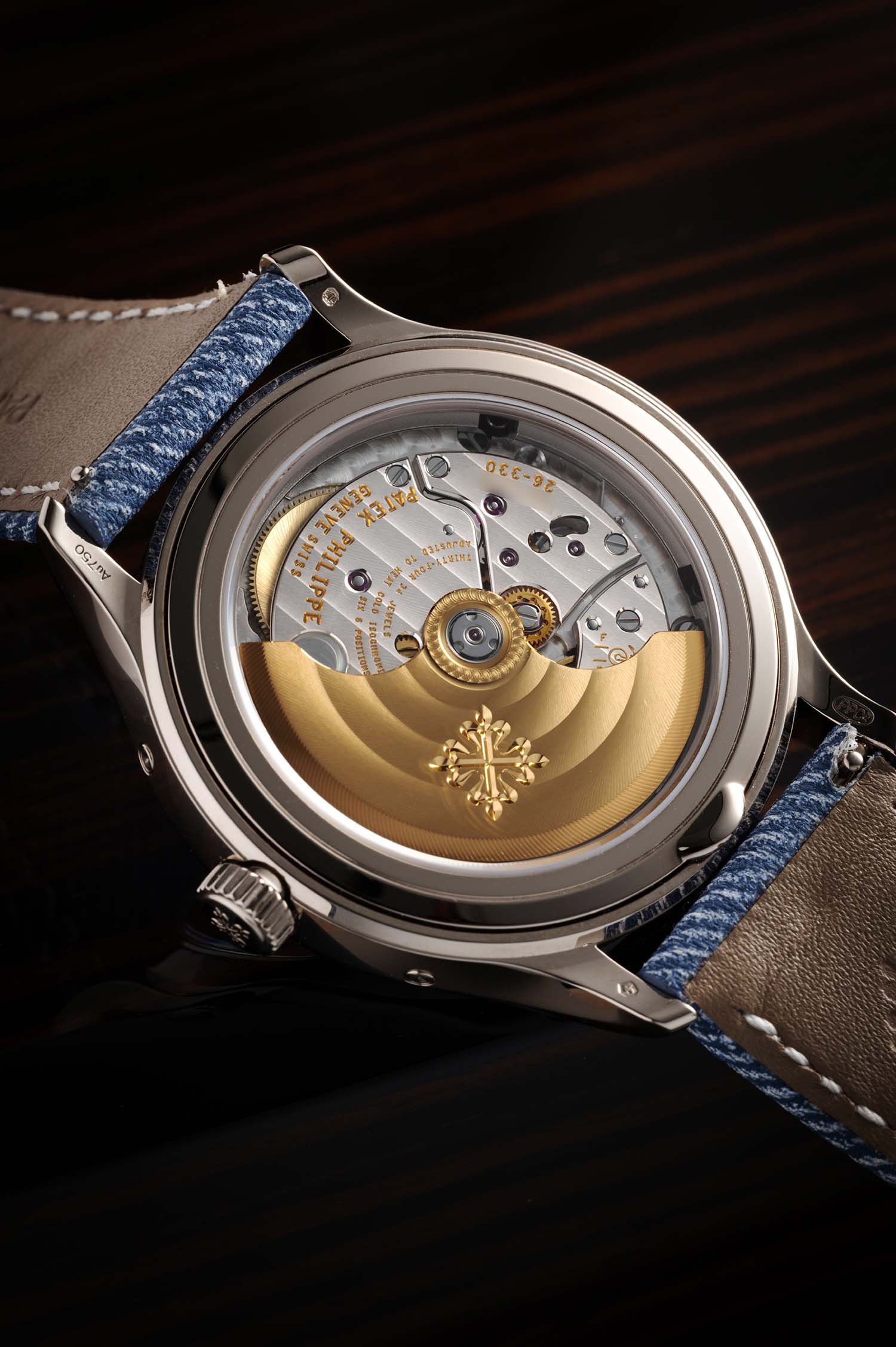Patek Philippe Complications Annual Calendar Moonphase Blue-Gray Satin White Gold 4946G-001