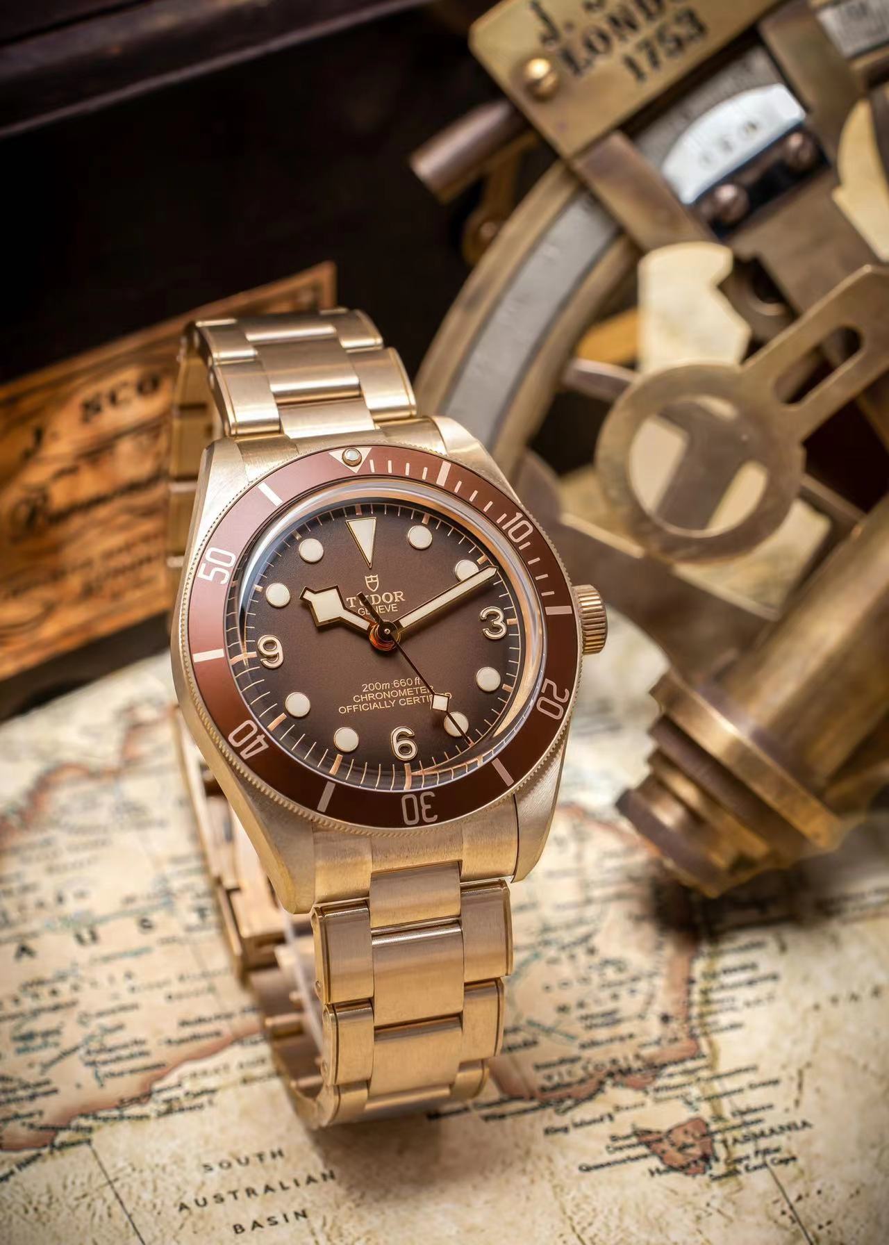 Tudor black bay bronze clearance replica