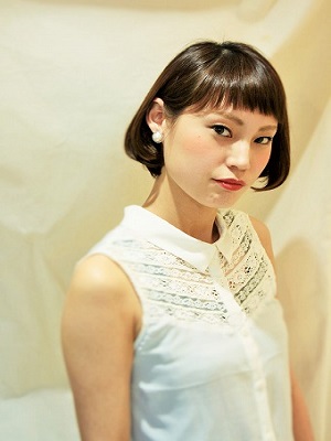 Kair Aoyama 前髪が印象的な イノセントショートボブ Kair Aoyama カイル青山 のヘアスタイル ヘアログ