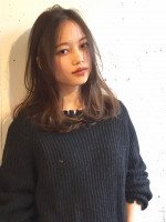 S. HAIR SALON カジュアルセミロング