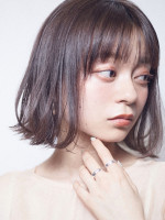 S. HAIR SALON どんな洋服にも合わせやすいアゴ下ボブ