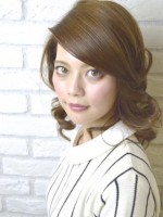 Hair Lounge Ayung 大人の甘辛セクシーグラマラス