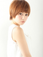 APIS beauty and cure 【APIS(アーピス)beauty and cure】☆大人女性の為の艶感ショート！