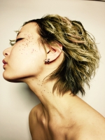 Of HAIR OMOTESANDo 心眼を見た女性像