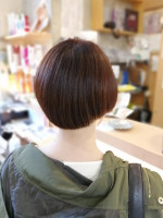 & again HAIR DESIGN 緑橋 お客様ヘア前上がりボブスタイル