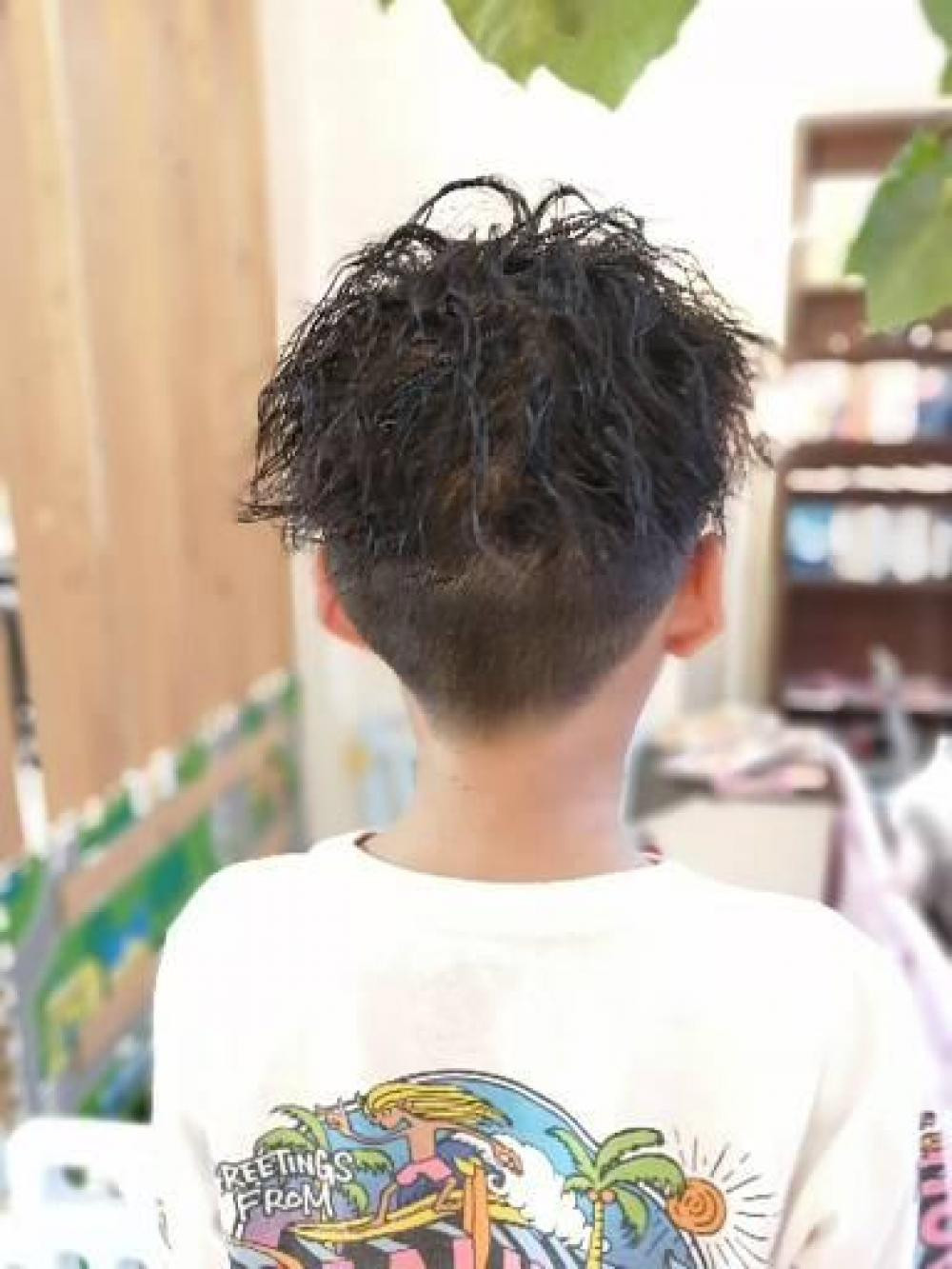オシャレな男の子の子供カットツーブロックツイストパーマ No Again Hair Design 緑橋のヘアスタイル ヘアログ