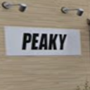 八潮駅にあるPEAKY