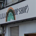 箕面駅にあるPILILANI CHOP SHOP