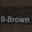 電鉄黒部駅にあるB－Brown