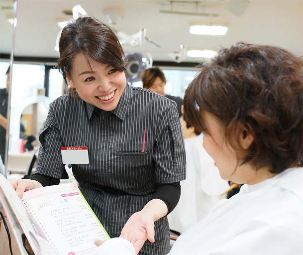 美容プラージュ 狸小路店 大通駅の美容室 ヘアログ