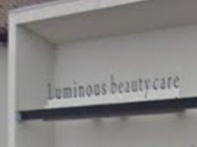 Luminous beauty care
