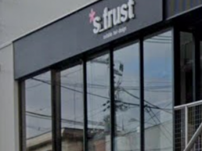 s_trust 京都本店