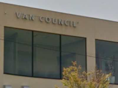 VAN COUNCIL 津店