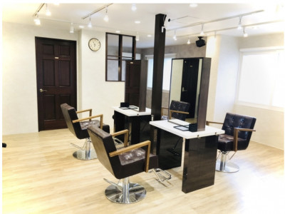 Agu hair urban 札幌月寒店