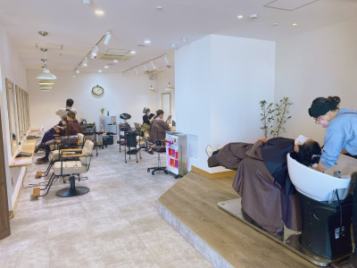Lana hair salon HOSHIGAOKA