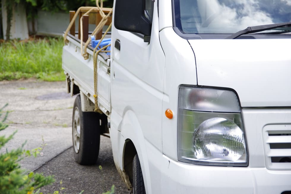 トラック　廃車