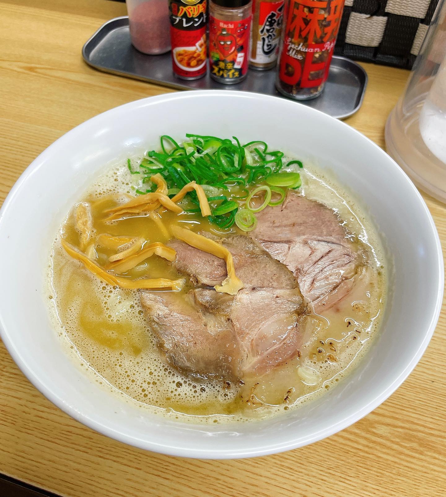 鶏麺亭