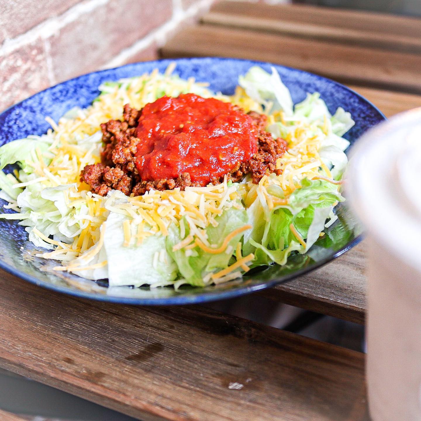 おきまろ 沖縄カフェ&居酒屋