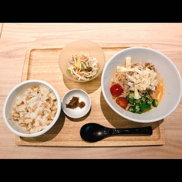 魚料理とすし 下の一色グローバルゲート店