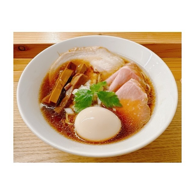 銀座らぁ麺 しら石