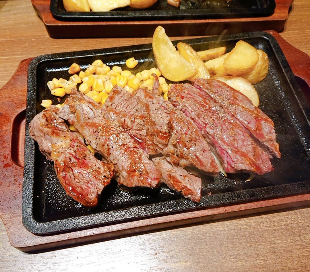 熟成牛ステーキバル Gottie's BEEF キュービックプラザ新横浜店